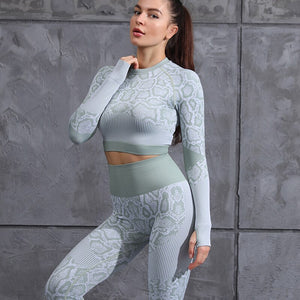 Seamless Yoga Suit women